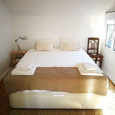 Cosy Attic Center Apartman