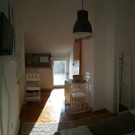 Apartament Cosy Attic Center Lizbona